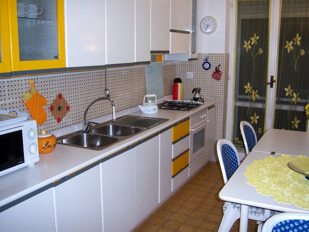 Bed And Breakfast Geckos Бриндизи Экстерьер фото